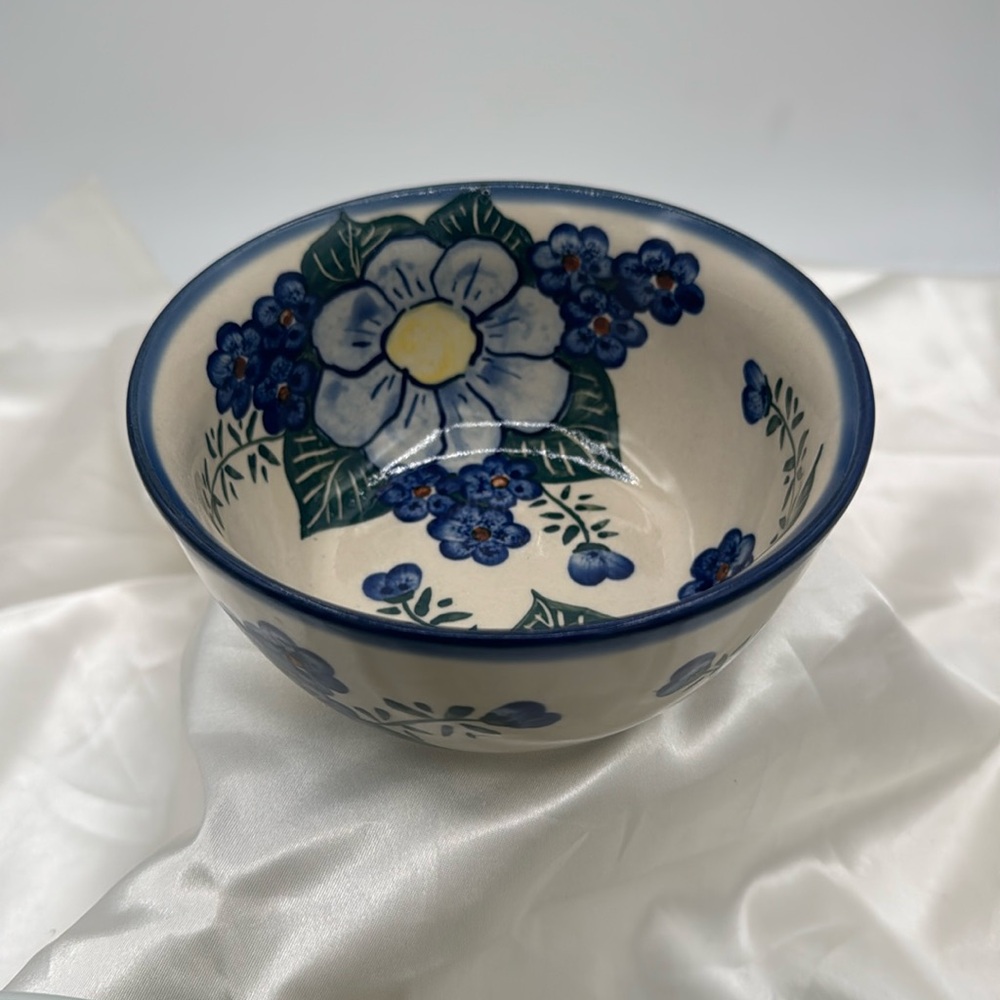 Blue Rose Polish Pottery Primrose Cereal/Soup Bowl. handcrafted in Boleslawiec,